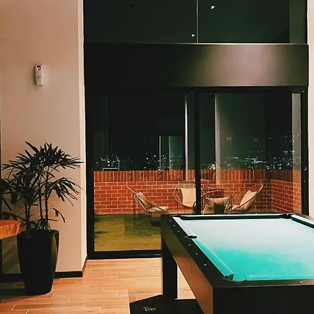 Inara Apartamento En Centro De La Ciudad Aeropuerto
